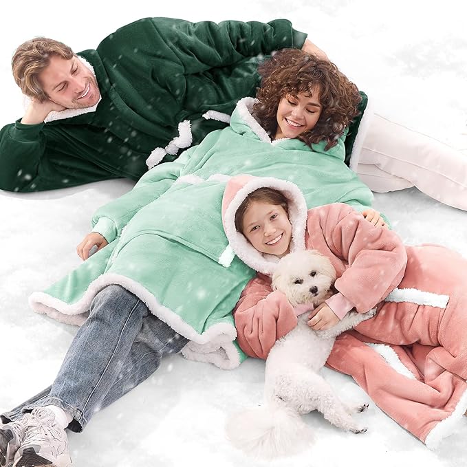 JOYWOO Green Wearable Blanket Hoodie,Oversized Cat Lovers Sweatshirt Blanket for Adult, Birthday Gifts for Women Mom grandma,Cozy Hooded Blanket with Giant Pocket Winter Gifts,Dark Green Standard