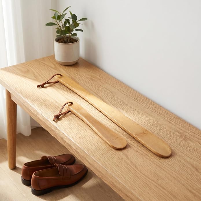 2 Pack Long Handle Shoe Horns for Men Women Seniors, Lightweight Shoe Helper with Hanging Hole, Portable Shoe Horn Set in 14.96 Inch and 6.89 Inch Sizes for Easy Shoe Wearing