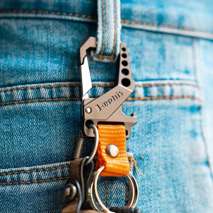 Skull Heavy Duty Key Chain,Car Emergency Escape Tool, Seat belt Cutter,Bottle Opener,Carabiner Car Key Chains