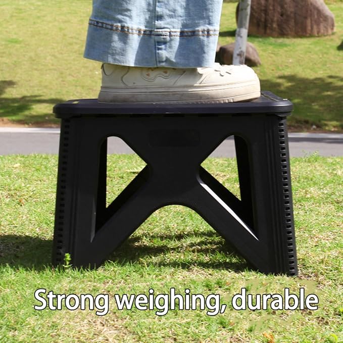 Adult portable camping toilet with cover folding travel bedpan compact and portable for cars hiking beaches RVs trucks and outdoor adventures. (Square shape)