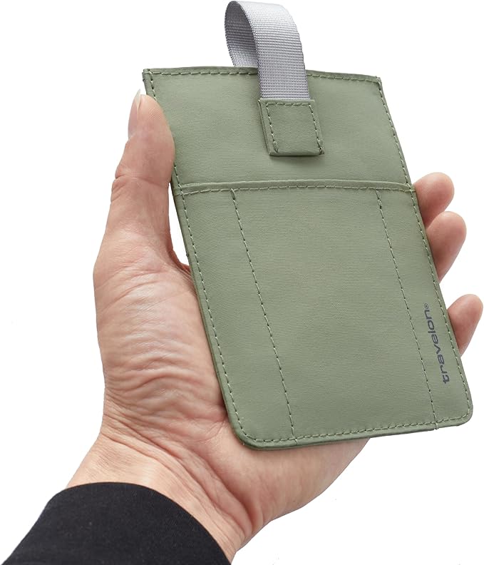 Travelon RFID Blocking Pull Up Passport holder