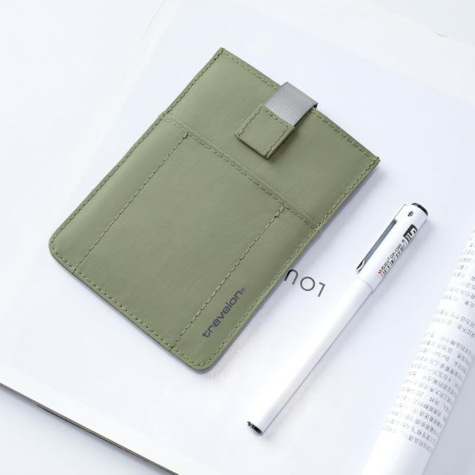 Travelon RFID Blocking Pull Up Passport holder