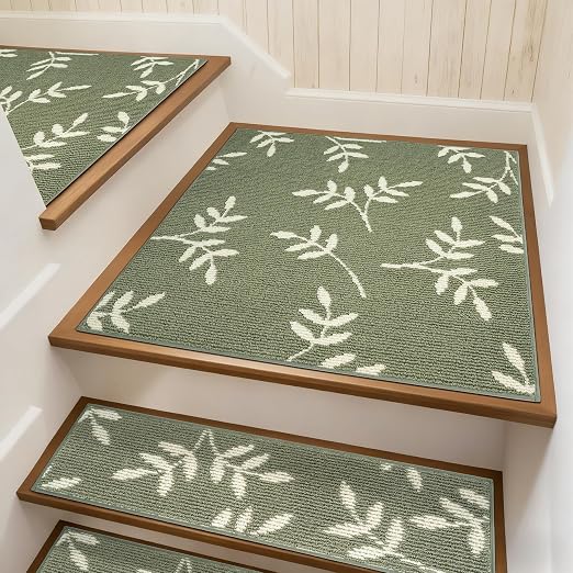 Non-Slip Landing Mat for Wooden Steps Indoor,Carpet Stair Treads | 30"x 30" Peel and Stick Soft Stair Rugs for Pets, Non Skid Wood Staircase Step Treads Reusable,Stair Protectors, Green