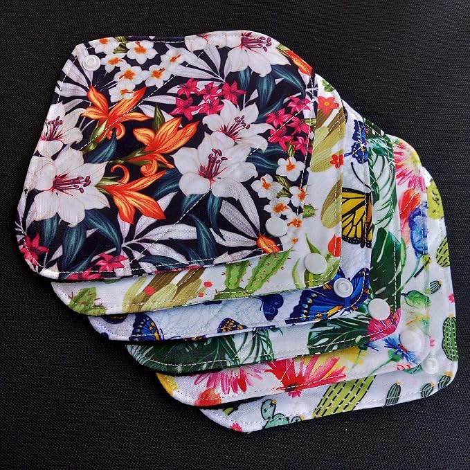 7pcs/Set Reusable Menstrual Pads Including 1pc Mini Wet Bag +6pcs Bamboo Charcoal Cloth Menstrual Incontinence Pads/Reusable Sanitary/Mama Panty Liners (All Randomly Prints)