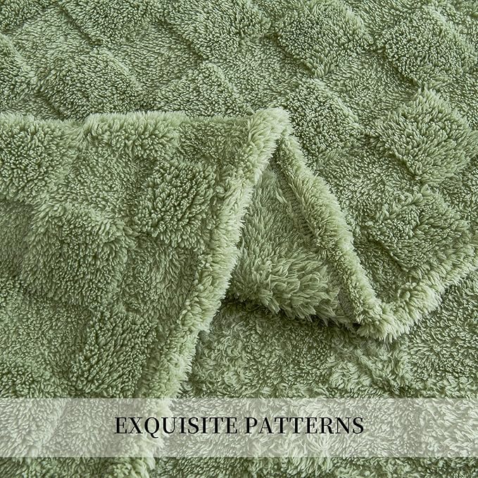 Aganear Blanket Queen Size - Cozy Soft Checkered Throw Blanket for Couch, Sofa, Bed, Office, Warm Decorative Present for Birthday, Christmas(90"x90", Sage Green)